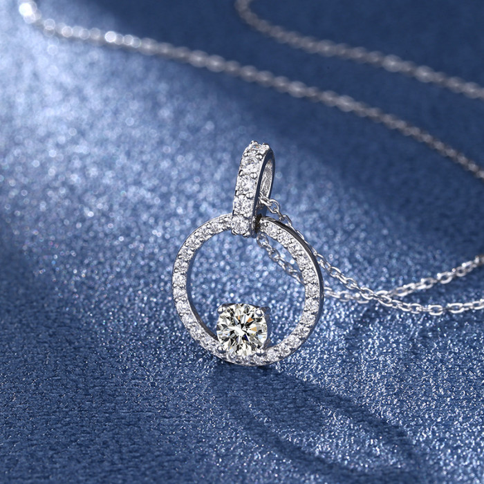 Moissanite S925 sterling silver minimalist luxury niche design clavicle chain round full diamond necklace simple and versatile women's pendant