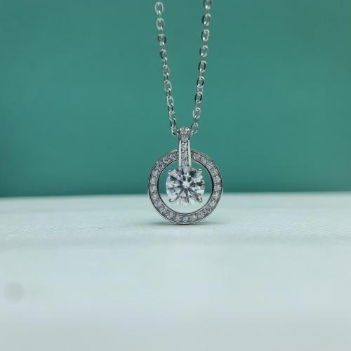 925 Sterling Silver Moissanite Center Round Pendant Openwork Clavicle Chain