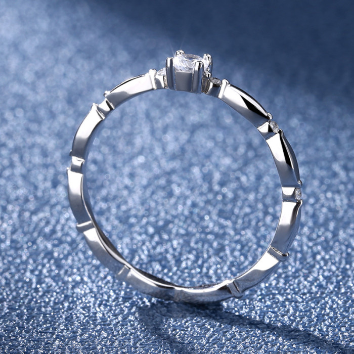 Sterling Silver S925 Moissanite Ring for Women Wholesale, Perfect Diamond Ring, Same Style as Zhou Family, Electroplated 18k Gold AU750