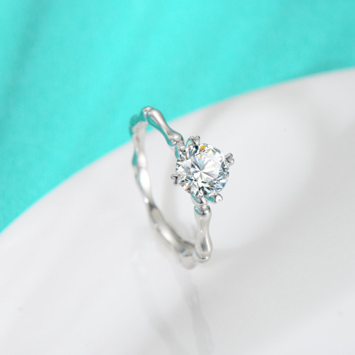 S925 Sterling Silver Moissanite Ring, Bamboo Design, Niche Minimalist Fashion, High-End Delicate Women's Ring