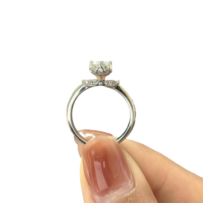 S925 Sterling Silver Moissanite Closed Ring for Women, Exquisite, High-End, Minimalist, Fashionable Silver Jewelry Factory