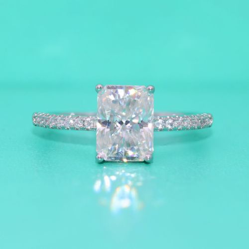 Moissanite Rectangular Four-Claw Ring for Women, S925 Sterling Silver, Micro-Pave, Closed Setting, Simple and Fashionable