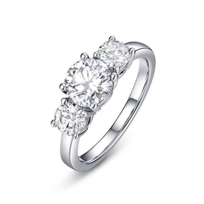 S925 Sterling Silver Luxury Elegant 18K White Gold Plated Three-Diamond High-End Moissanite Women's Ring Trendy
