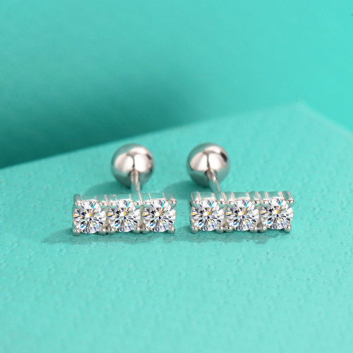 S925 Sterling Silver Fashionable Mini Moissanite Stud Earrings for Women, Simple Style with Three Diamonds