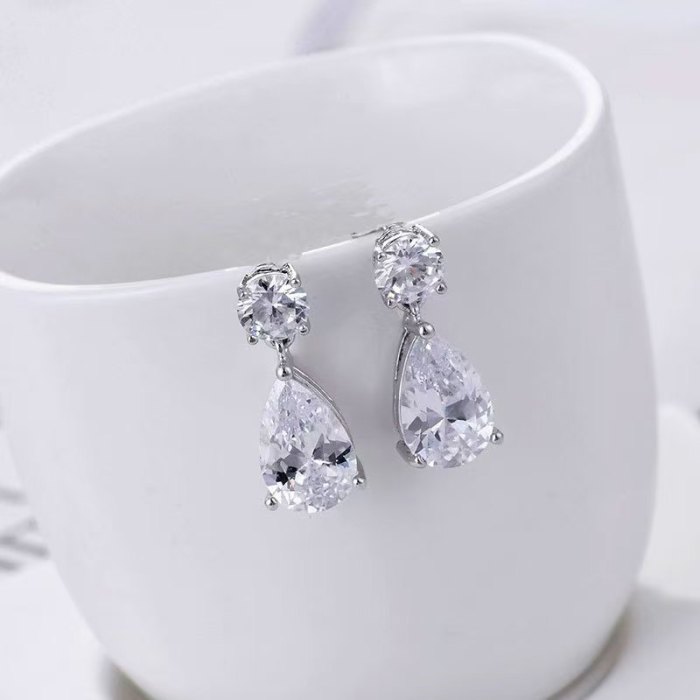 S925 Sterling Silver Moissanite Teardrop Earrings - Simple, Stylish, and High-End New Style