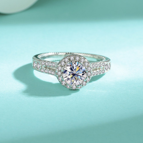S925 sterling silver Moissanite ring, elaborate craftsmanship, luxurious Y-shaped round bezel, platinum-plated Pt950 women's ring