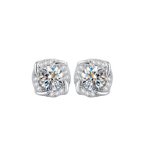 Moissanite stud earrings for women, S925 sterling silver, niche design, pierced earrings, fashionable and luxurious, small windmill earrings.