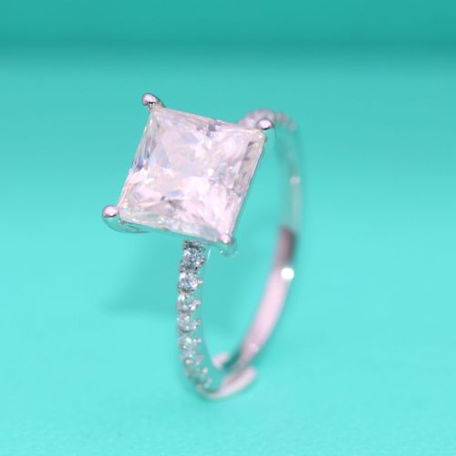 Square Four-Claw Moissanite Diamond Ring for Women, S925 Sterling Silver, Micro-Set Princess Cut, Thin Stackable Delicate Ring