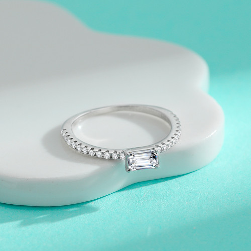 S925 Sterling Silver Moissanite 4*6 Rectangular Emerald Cut Ring, Petite and Exquisite Women's Fashion Ring, Versatile Style