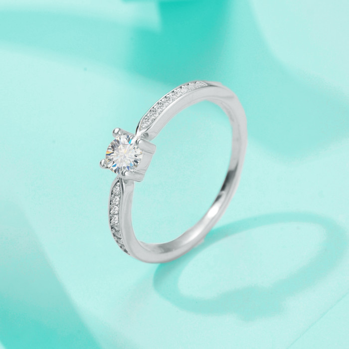 Moissanite Ring for Women S925 Simple Fashion Four-Prong Luxe Small Delicate Micro-Set Personalized Trendy Stackable Ring