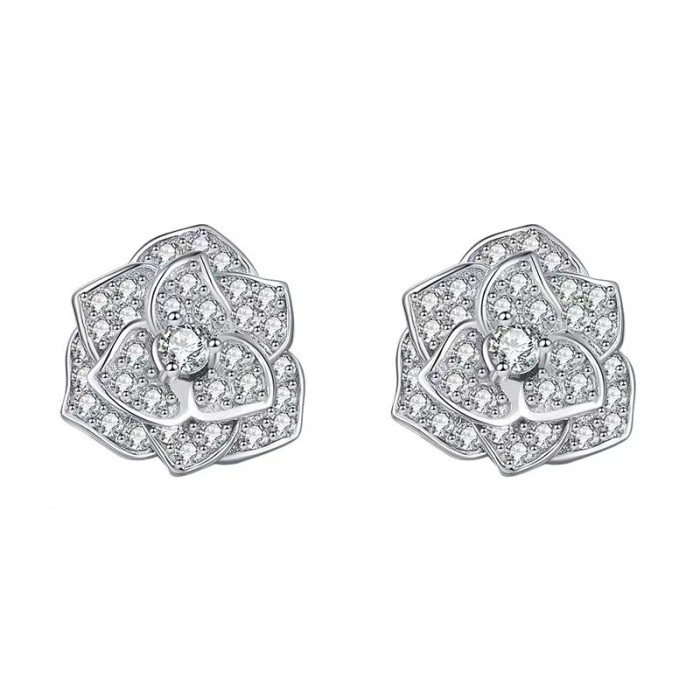 Sterling silver S925 moissanite diamond silver needle earrings, elegant and versatile, full diamond camellia stud earrings, luxurious and fashionable.