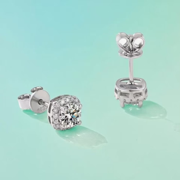 Small Sugar Cube Moissanite Stud Earrings for Women, S925 Sterling Silver, Classic Four-Prong Earrings, Square Earrings