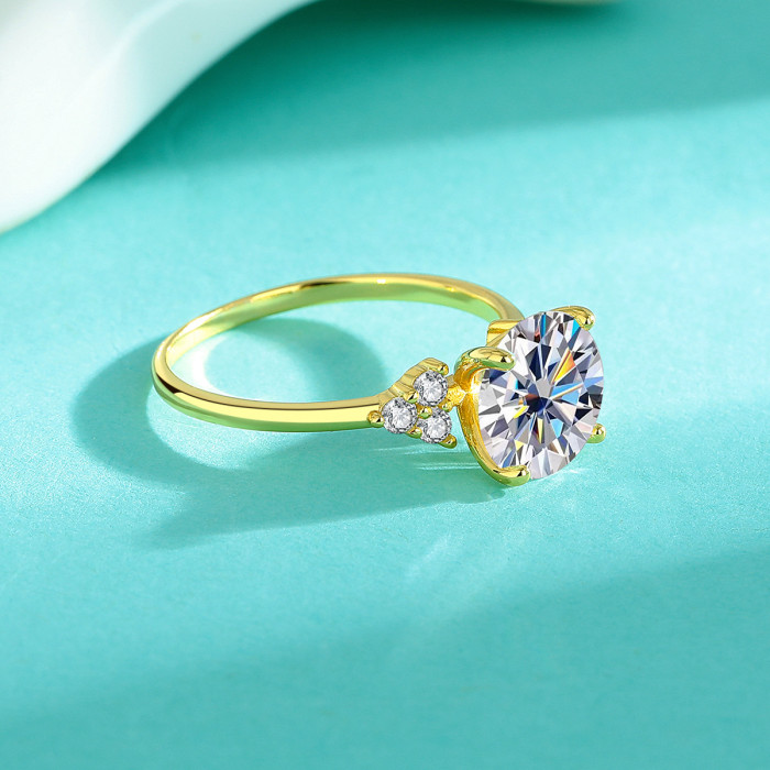 S925 Sterling Silver Gold Four-Prong Three-Diamond Moissanite Ring Luxurious and Delicate High-End Women's Ring