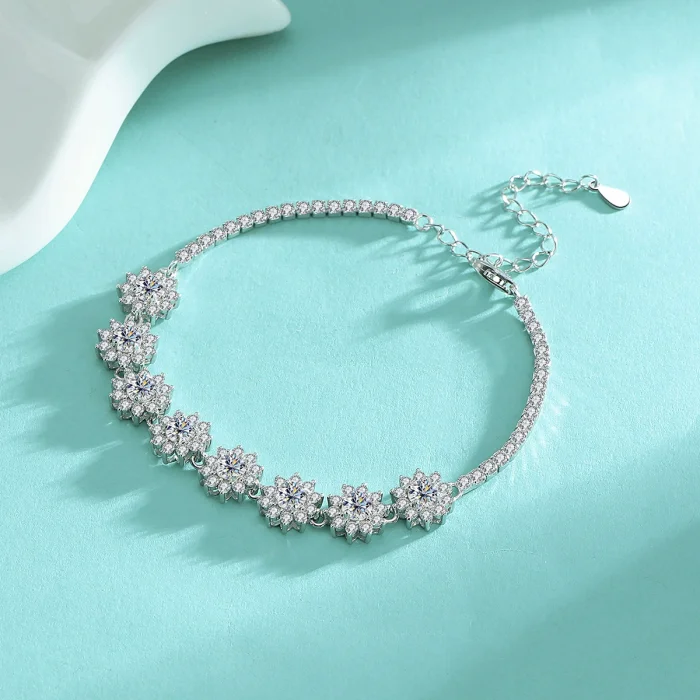 925 Sterling Silver Bracelet with High-End Moissanite and Full Diamond Flower Design