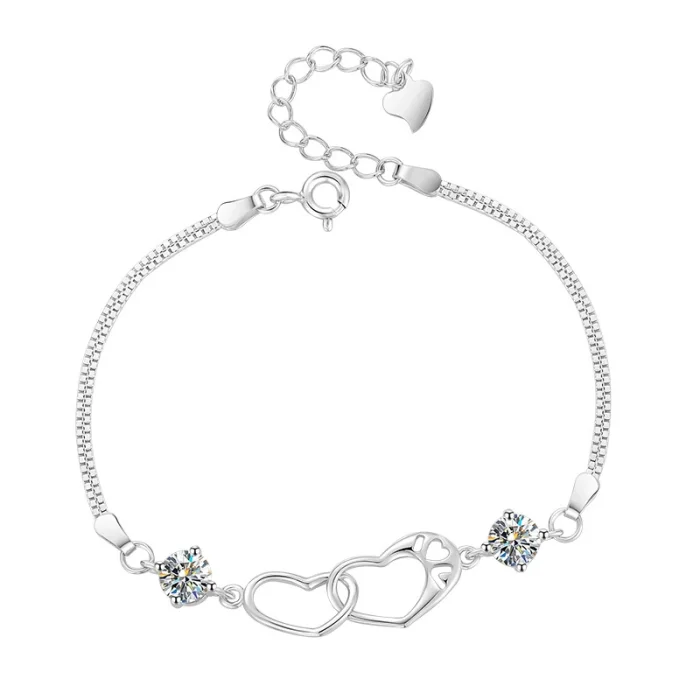 S925 Sterling Silver Moissanite Heart Bracelet - Lightweight and Versatile Heart-Shaped Fashionable and Unique High-End Jewelry