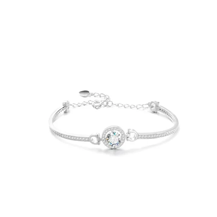 Moissanite bracelet for women, S925 sterling silver, round design, unique style, simple, fashionable, and luxurious, adjustable.
