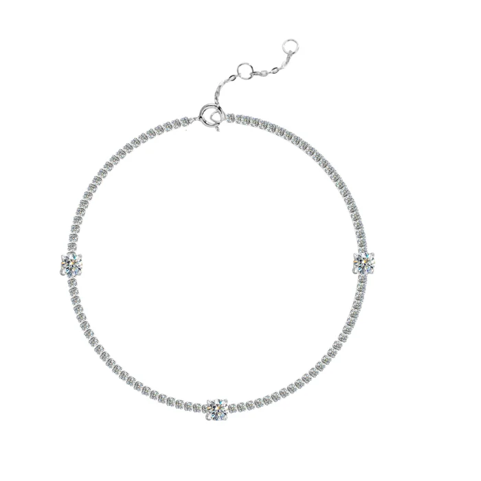 S925 sterling silver moissanite bracelet with a ball-shaped design, small, luxurious, and versatile three-diamond bracelet.