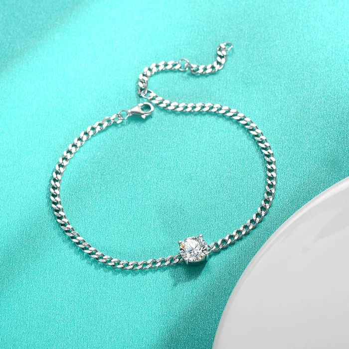 New S925 sterling silver moissanite minimalist and elegant versatile bracelet, perfect for girlfriends.