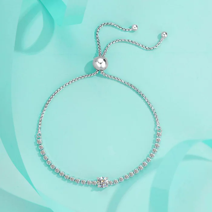 Moissanite tennis bracelet with pull-out design, sterling silver S925. Small, exquisite, simple, stylish, and unique design.