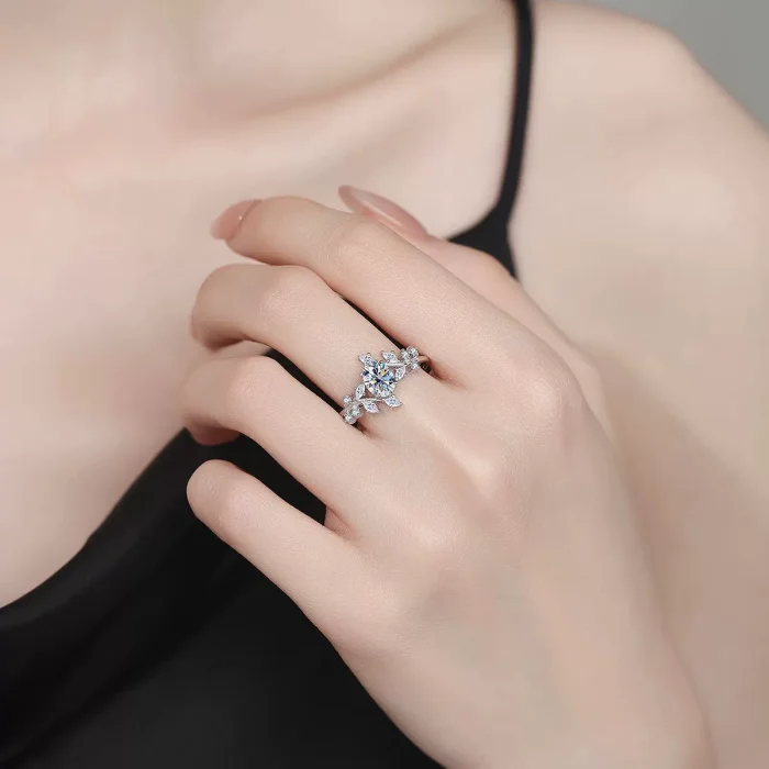S925 Sterling Silver Moissanite Oval Ring for Women: Simple, Versatile, Stylish, and Luxurious Jewelry