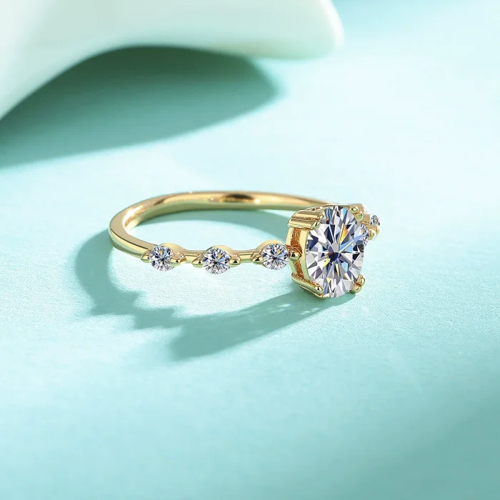 S925 Sterling Silver Oval Ring with Moissanite - Women's Engagement Ring