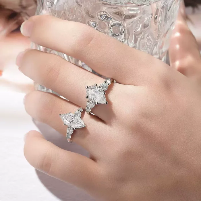 S925 Sterling Silver Teardrop Moissanite Diamond Ring - Exquisite and High-End Fashionable Women's Ring