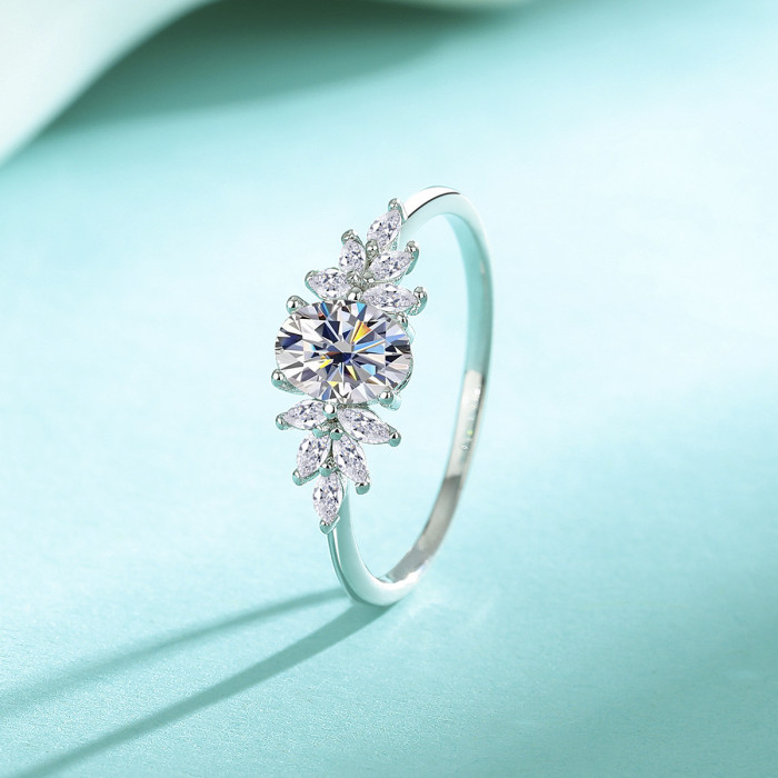 S925 Sterling Silver Moissanite Ring: A luxurious, elegant, and fashionable ring with 5*7D color fancy-shaped diamonds.