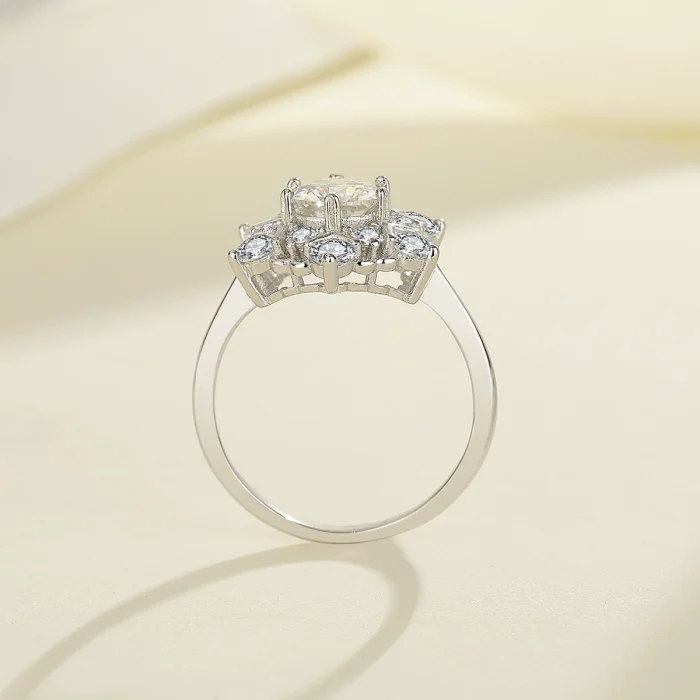 S925 Sterling Silver Moissanite Flower Ring, Full Diamond Design, High-End Fashionable and Versatile, Bestselling Jewelry