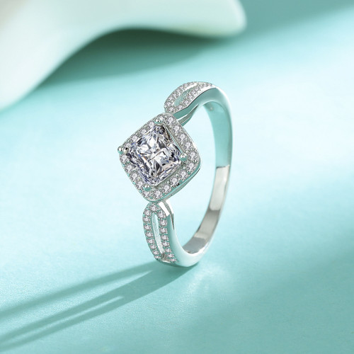 S925 Sterling Silver Moissanite Simulated Diamond Ring Princess Cut Fashionable High-End Versatile Jewelry