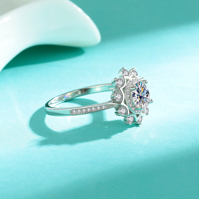 S925 Sterling Silver High-End Fashion Sunflower Moissanite Diamond Ring for Women
