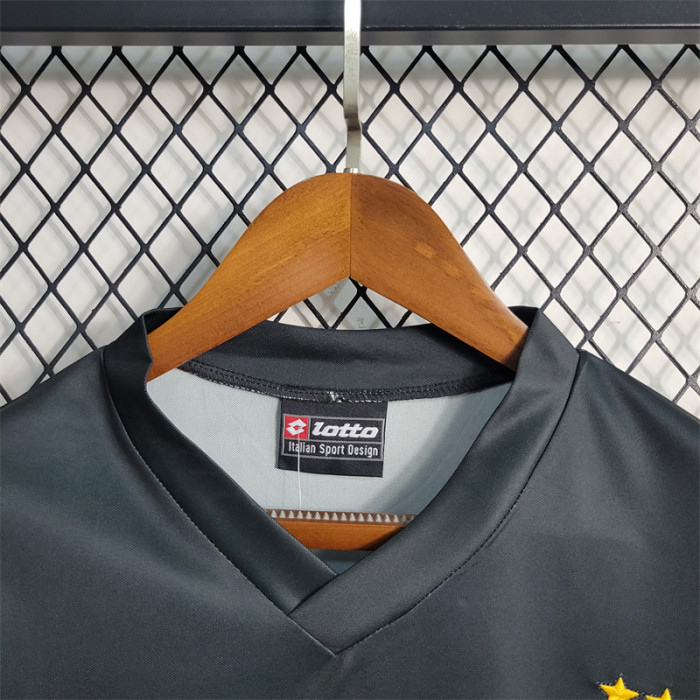 Retro Juventus Away Jersey 2001-02 Football Kit Soccer Shirt
