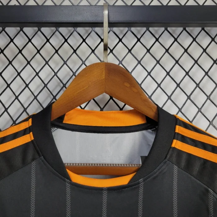 Retro Chelsea Away Jersey 2010/11 Football Kit Soccer Shirt
