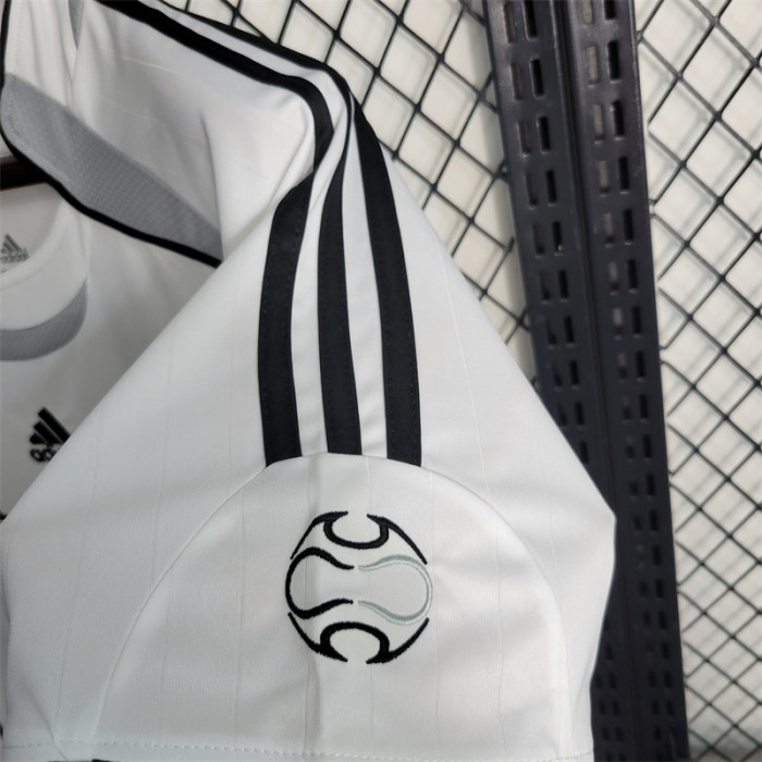Retro Real Madrid Home Jersey 2006/07 Football Kit Soccer Shirt