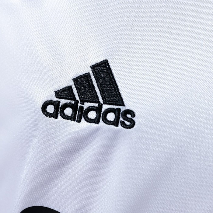 Real Madrid Jersey 2004-05 Home Retro Football Kit