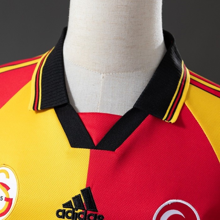 Galatasaray Jersey 1998-99 Home Retro Football Kit