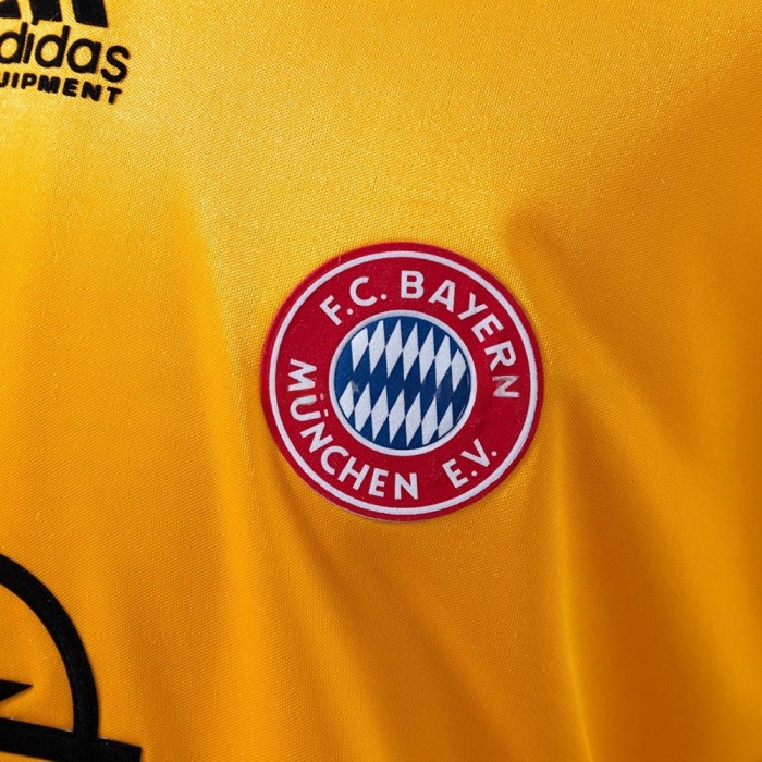 Bayern Munich Jersey 1993/95 Away Retro Football Kit