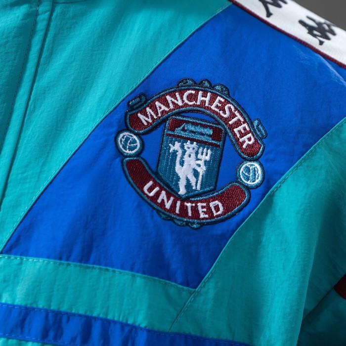 Manchester United Windbreaker 2025/26 Green Football Kit