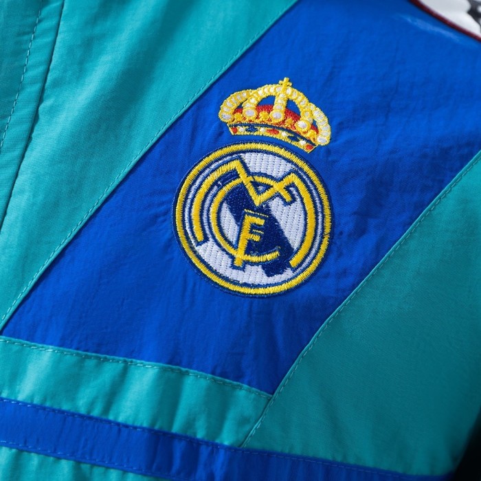 Real Madrid Windbreaker 2025/26 Green Football Kit