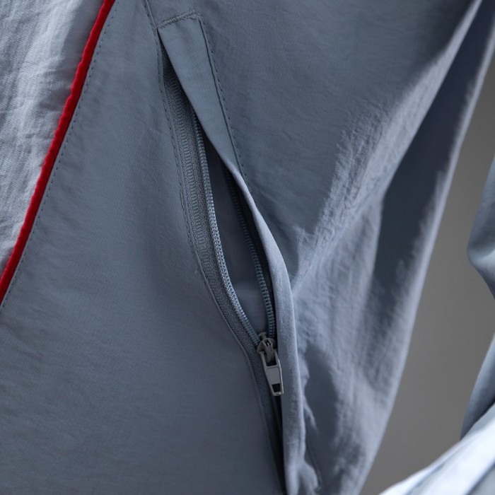 Bayern Munich Windbreaker 2025/26 Grey Football Kit