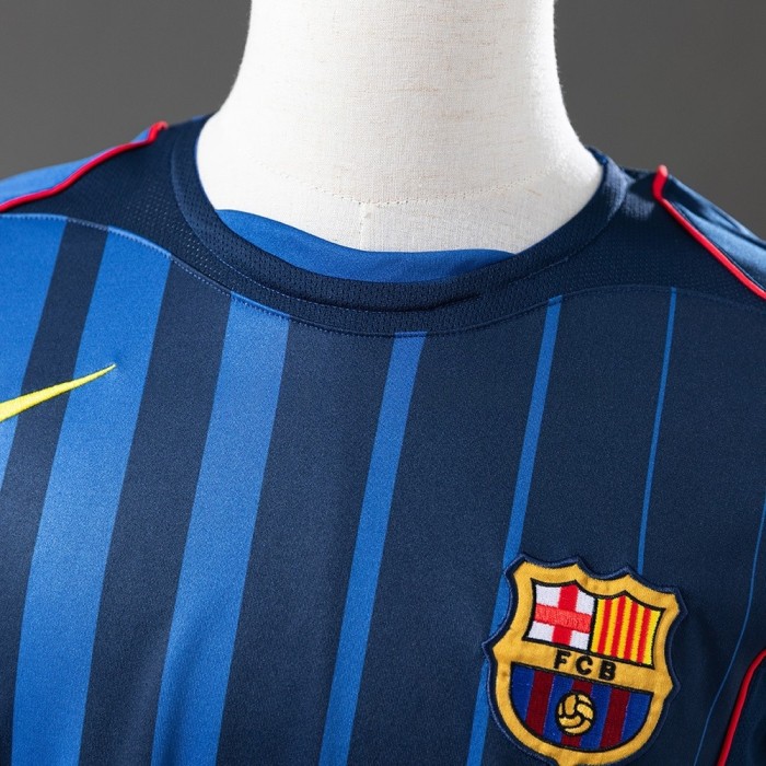 Barcelona Jersey 2004/05 Away Retro Football Kit