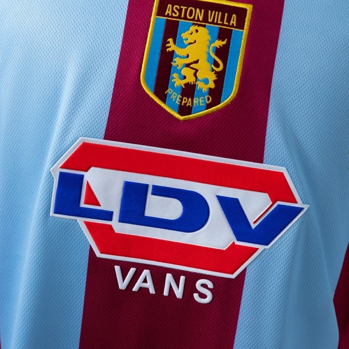 Retro Aston Villa Home Jersey 1999-00 Football Kit Soccer Jersey