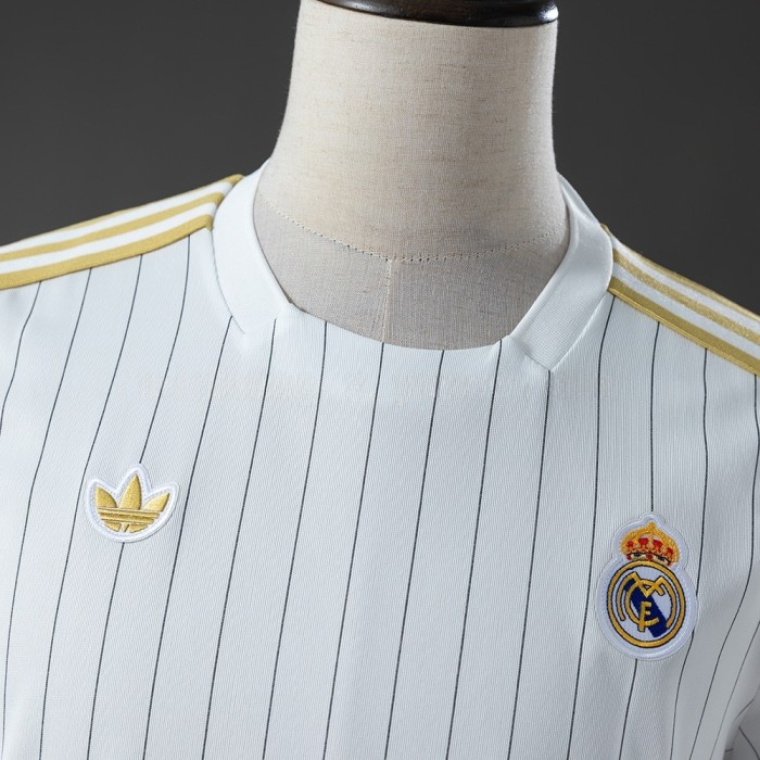 Real Madrid Terrace Icons T-Shirt White 2026-2027 Football Kit Soccer Jersey