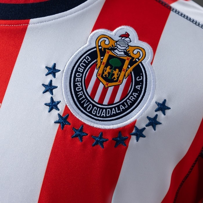 Retro Chivas Home Jersey 2002-2003 Football Kit Soccer Shirt