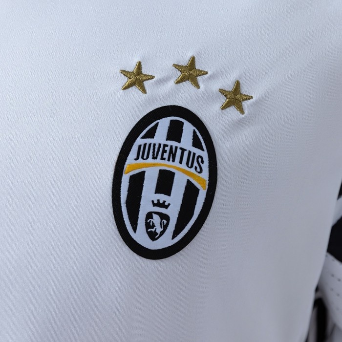 Retro JUV Third Jersey 2016-2017 Football Kit Soccer Shirt