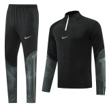 NB01 Black MEN 1/4 Zipper TrackSuit