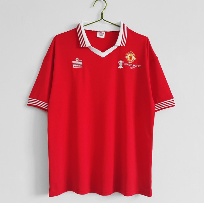 1977 Manchester United Home Retro Jersey