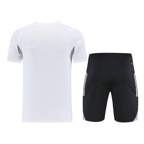 AD09 white Mens Short Suit