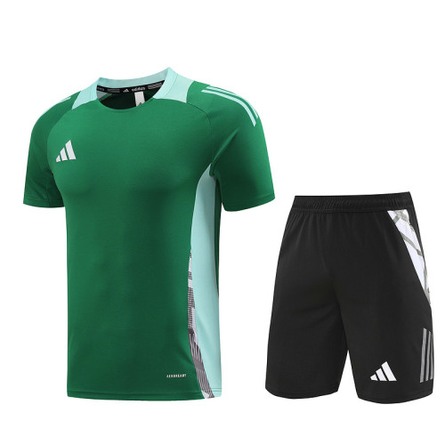 AD08 green Mens Short Suit