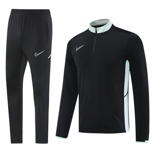 NB09 Black MEN 1/4 Zipper TrackSuit