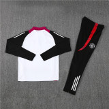2425 Manchester United White 1/4 Zipper Training Suit